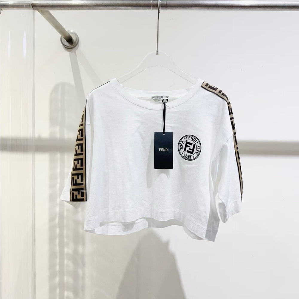🌹restock Authentic Fendi White Ribbed Knit Top